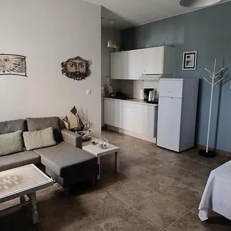 Daire Mosaic House By The Sea *